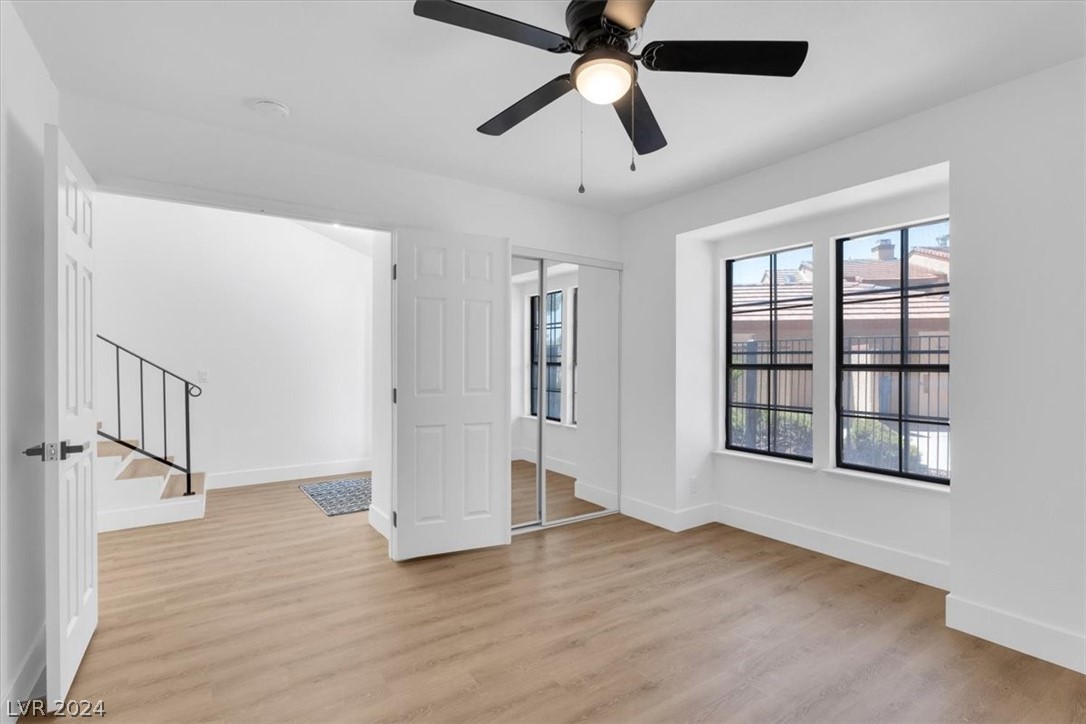 2388 Pickwick Drive 0