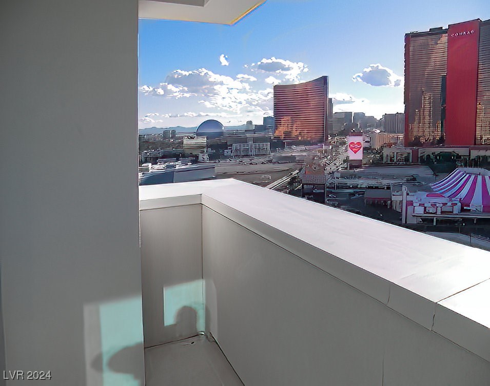 2700 Las Vegas Boulevard 1611