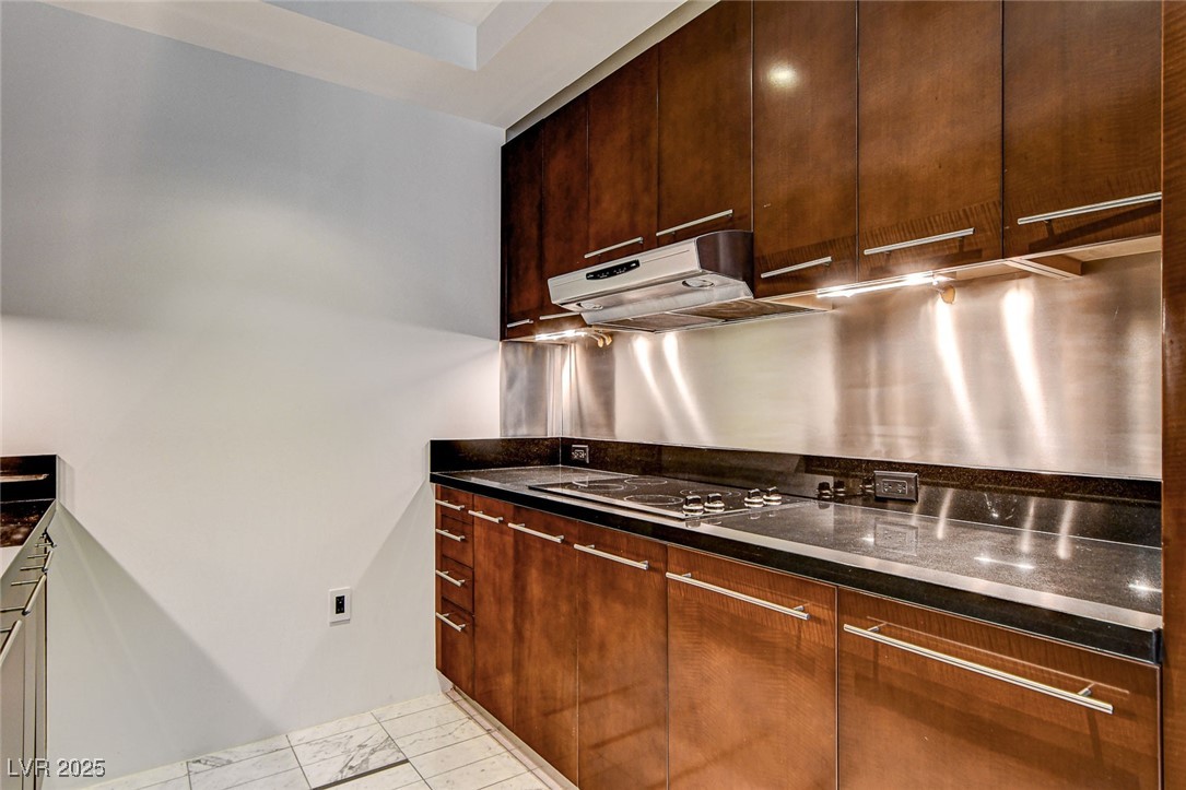 2700 South Las Vegas Boulevard 1305