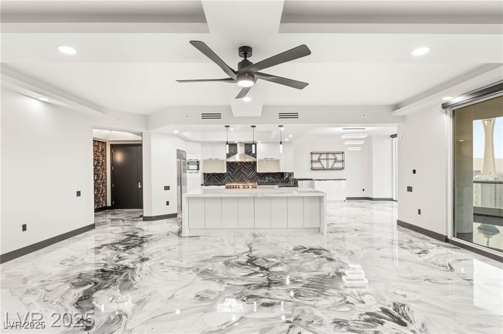 2777 Paradise Road 2801