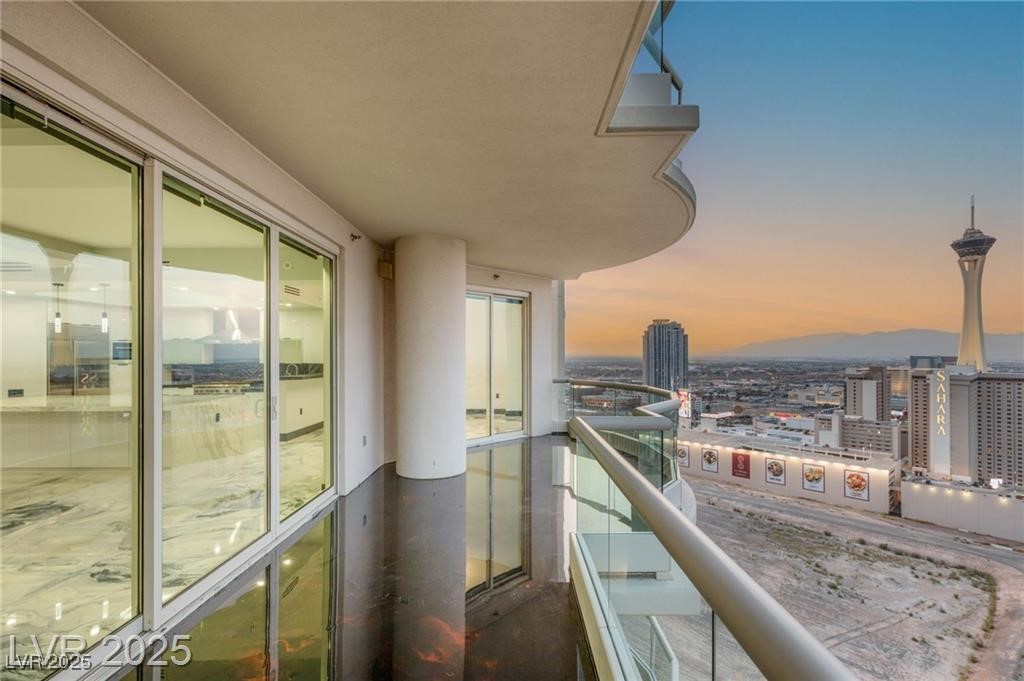 2777 Paradise Road 2801