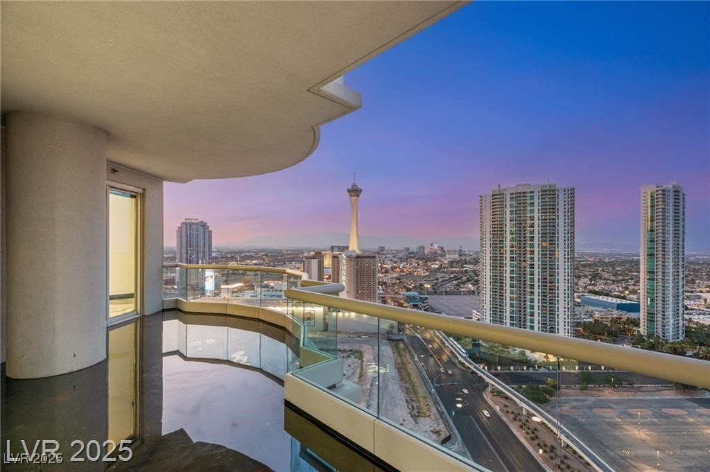 2777 Paradise Road 2801