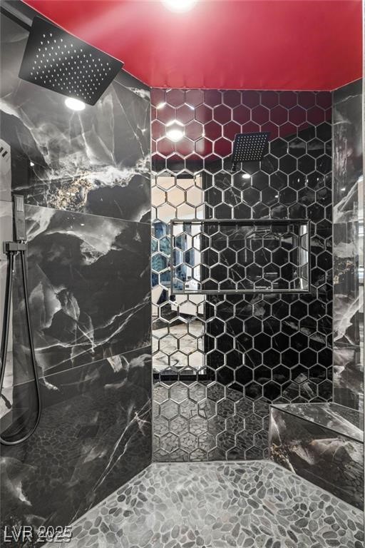 2777 Paradise Road 2801