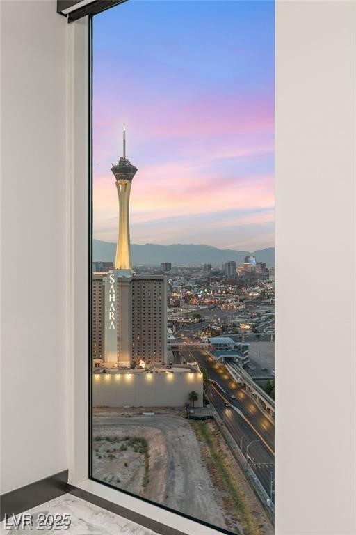 2777 Paradise Road 2801