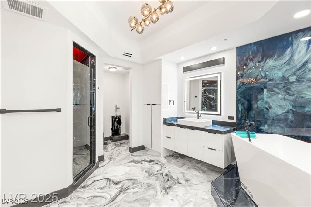 2777 Paradise Road 2801