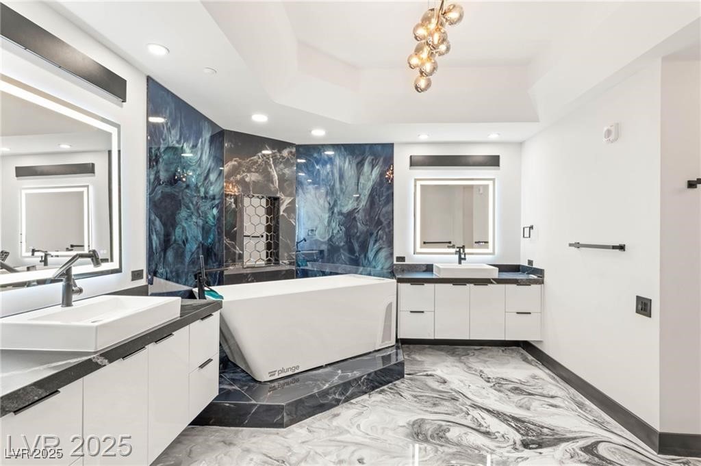 2777 Paradise Road 2801