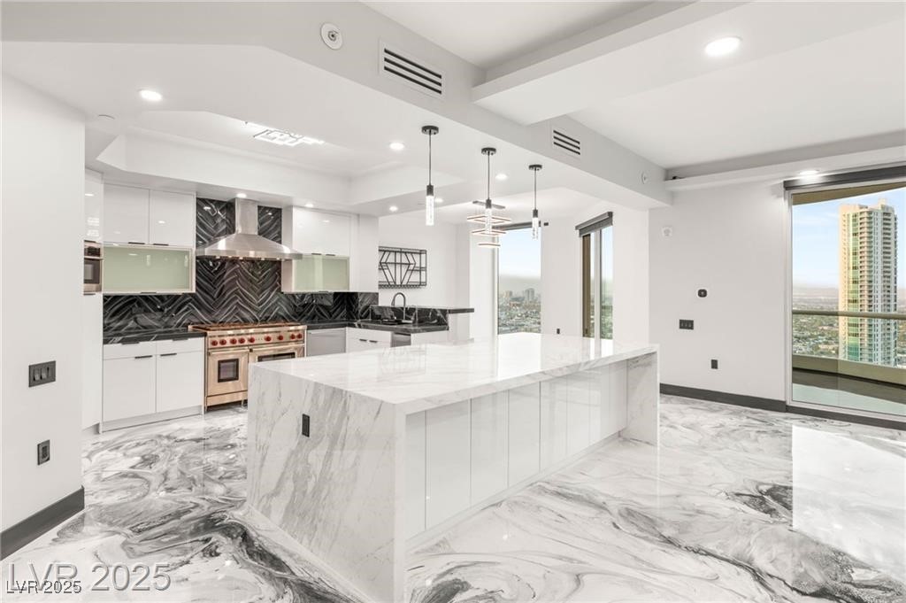 2777 Paradise Road 2801