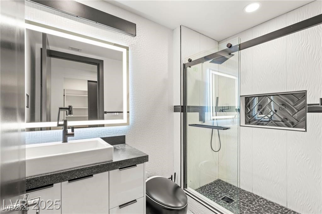 2777 Paradise Road 2801