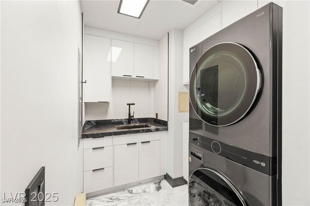 2777 Paradise Road 2801