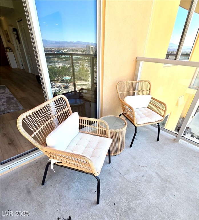 8255 Las Vegas Boulevard 1318