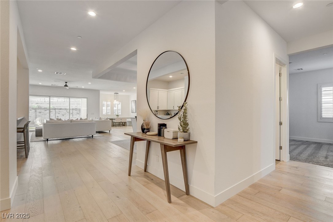 2667 Canvas Sky Street