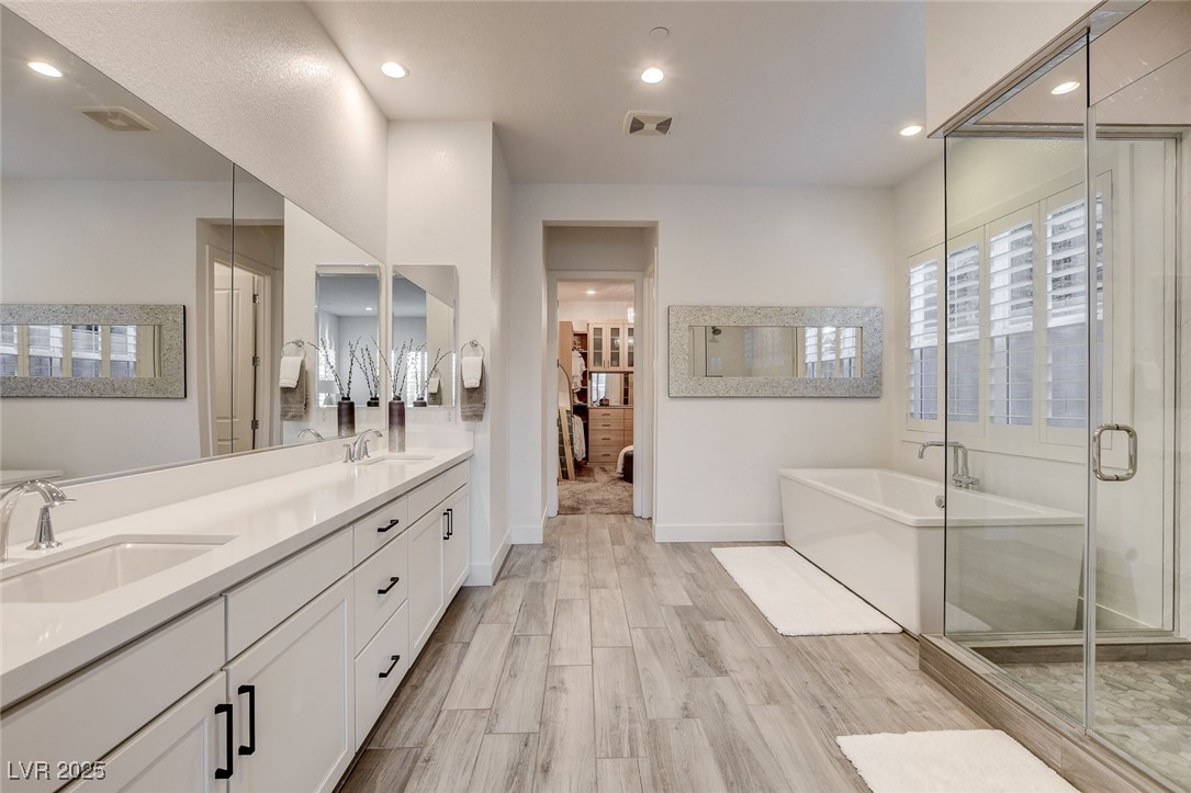 2667 Canvas Sky Street