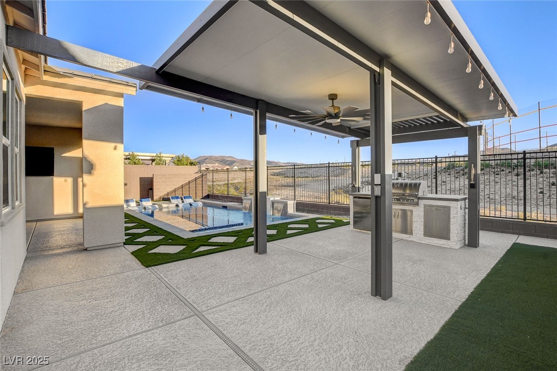 2667 Canvas Sky Street