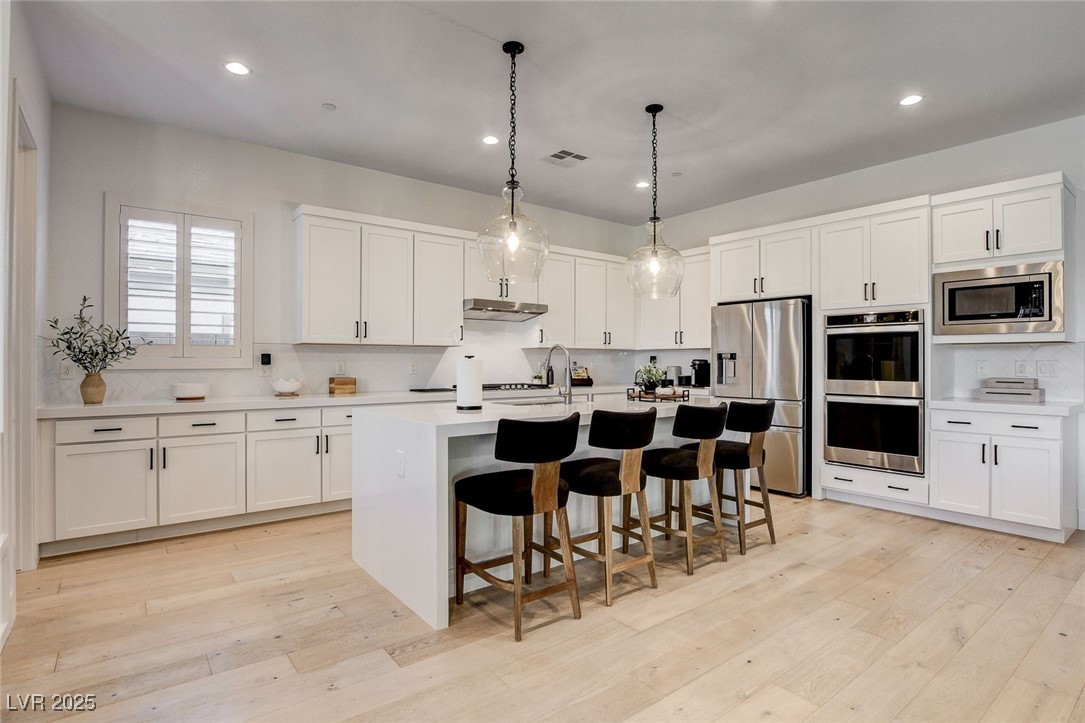 2667 Canvas Sky Street