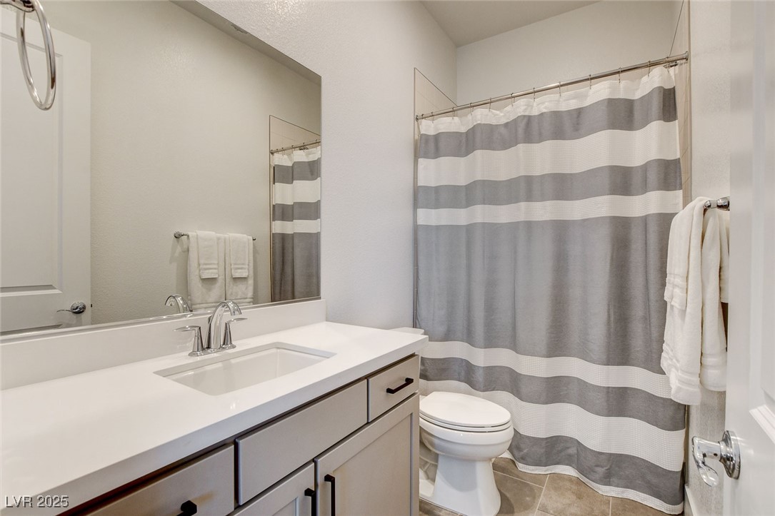 2667 Canvas Sky Street