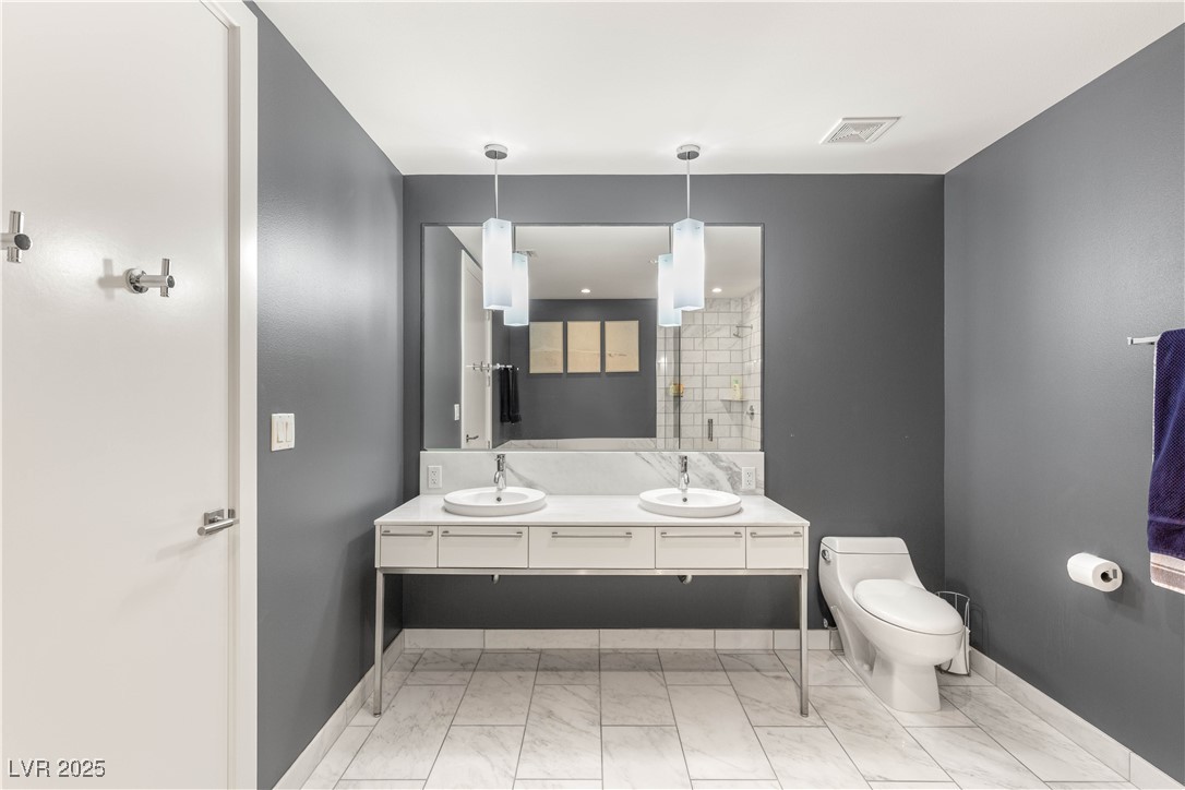 4471 Dean Martin Drive 1907