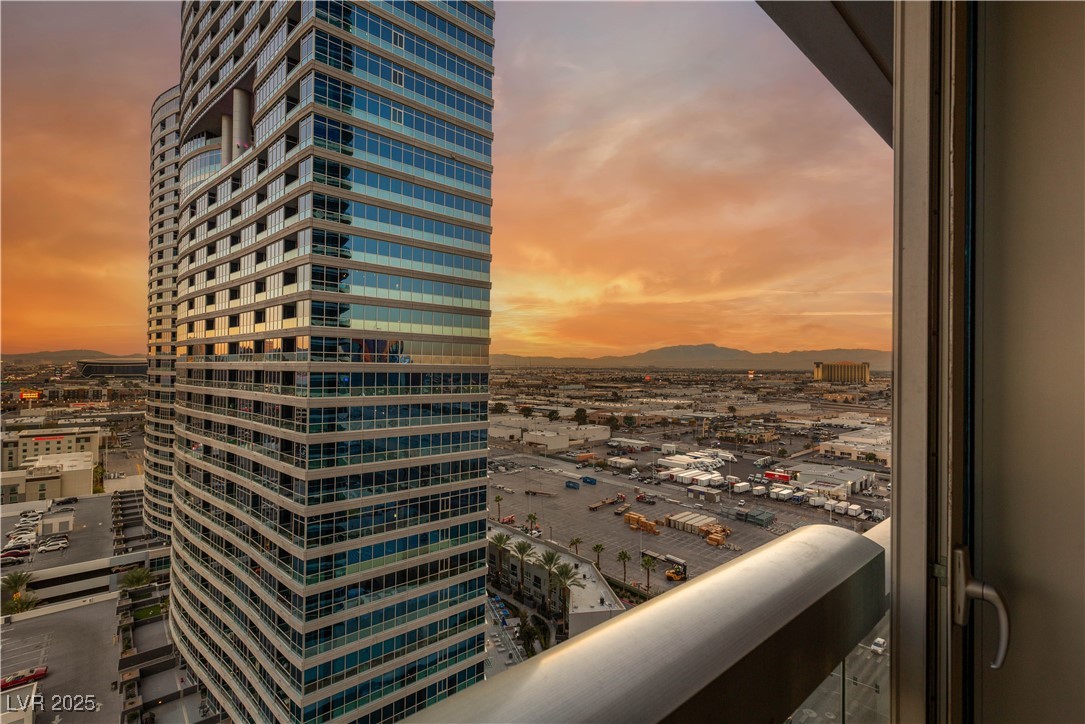 4471 Dean Martin Drive 1907