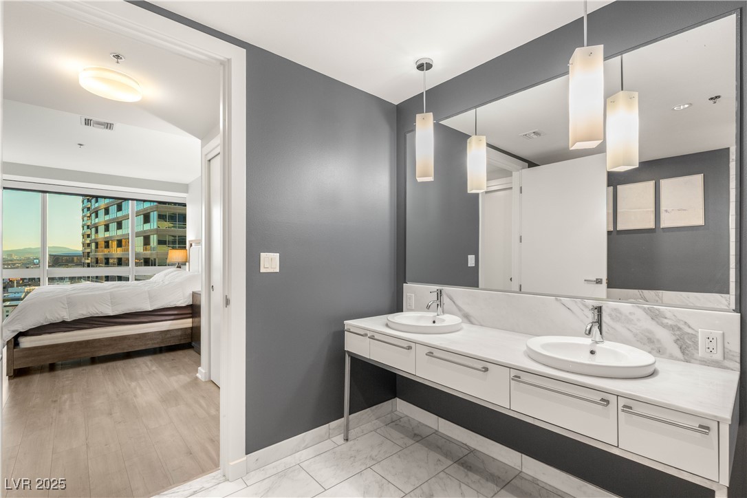 4471 Dean Martin Drive 1907