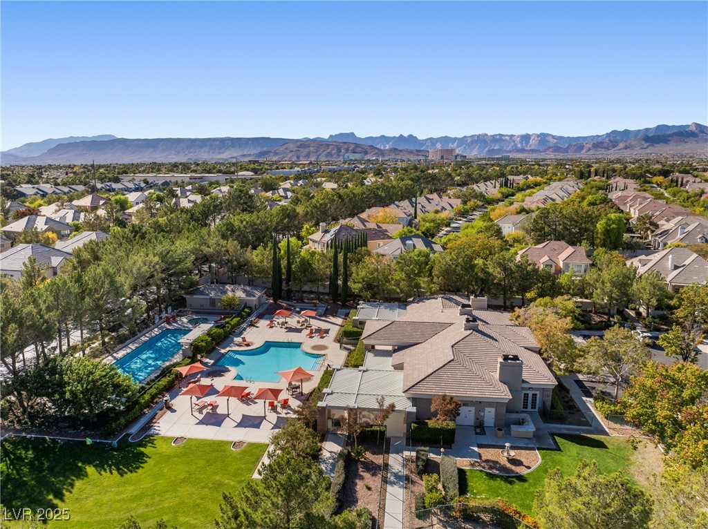 9521 Queen Charlotte Drive