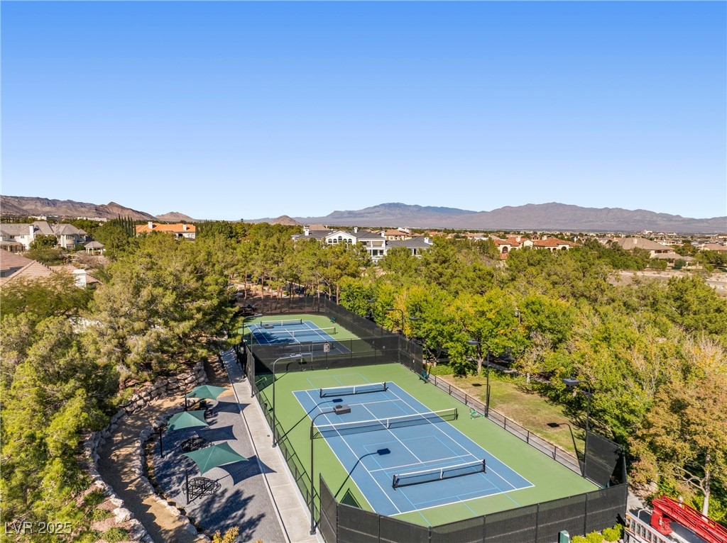 9521 Queen Charlotte Drive