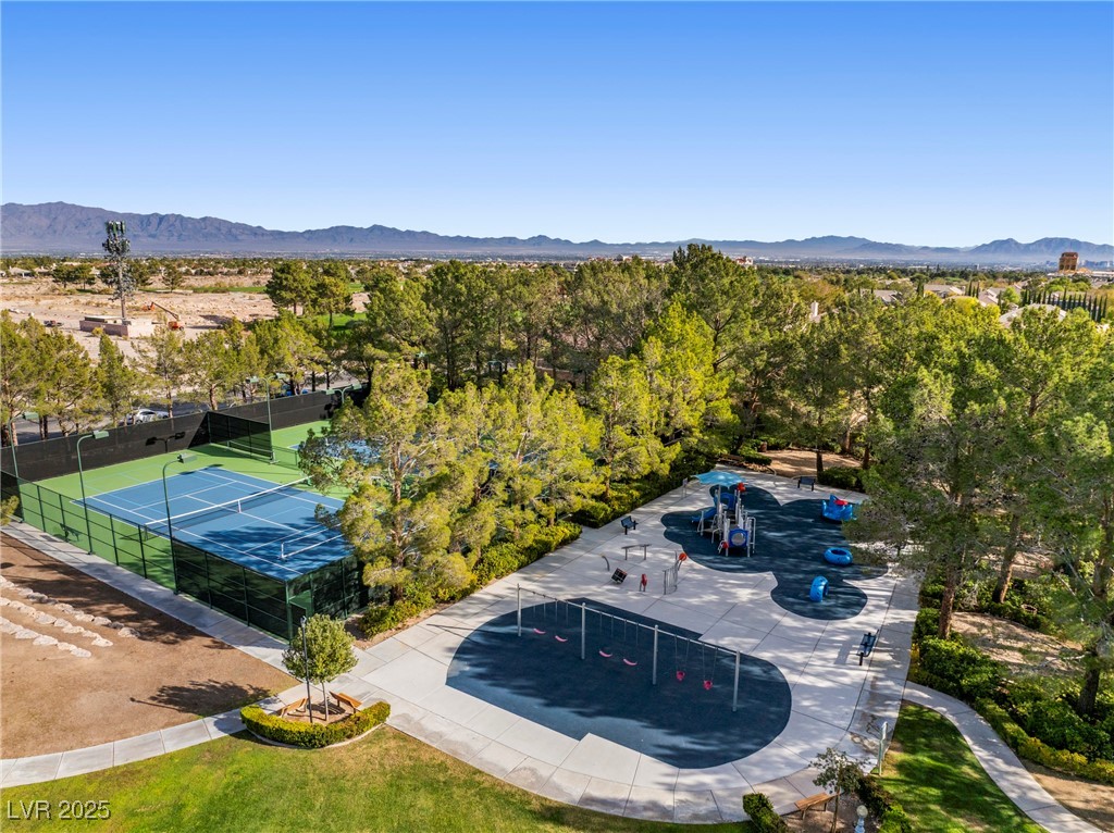 9521 Queen Charlotte Drive