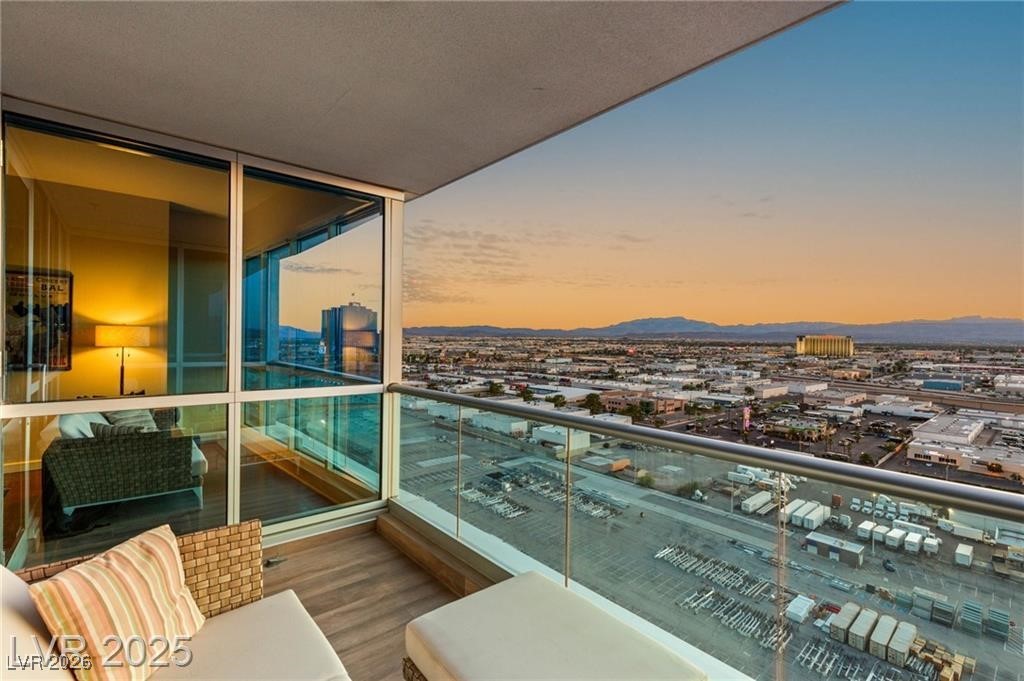 4525 Dean Martin Drive 1906