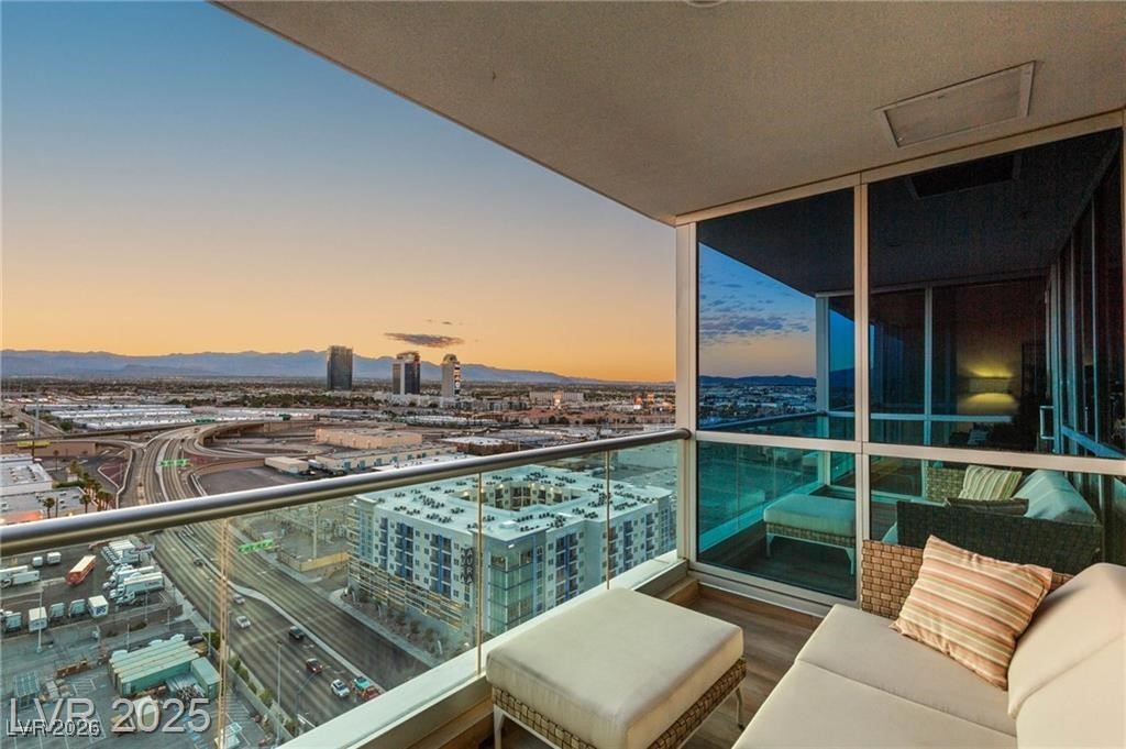 4525 Dean Martin Drive 1906
