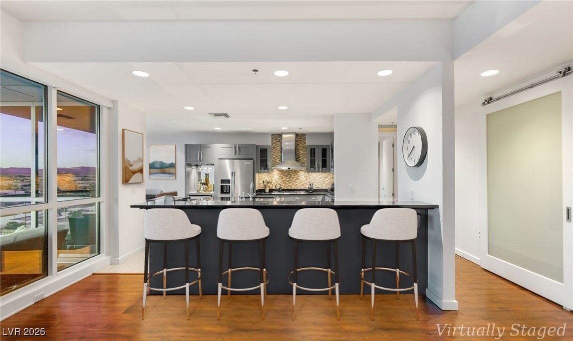 4525 Dean Martin Drive 1906