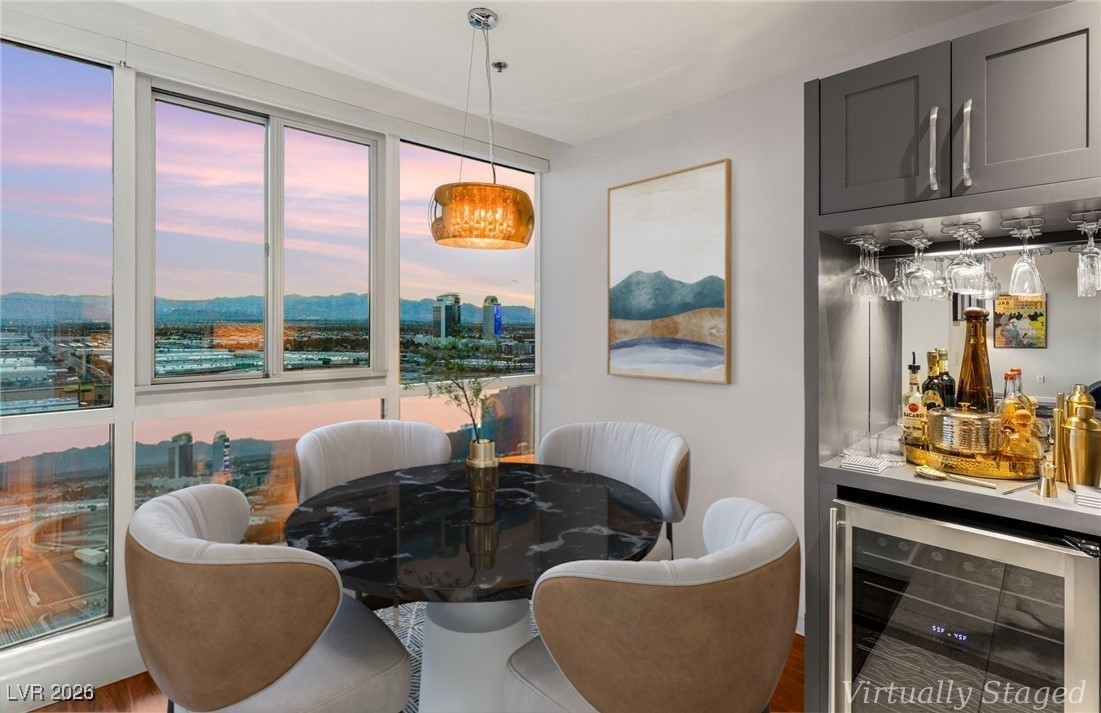4525 Dean Martin Drive 1906