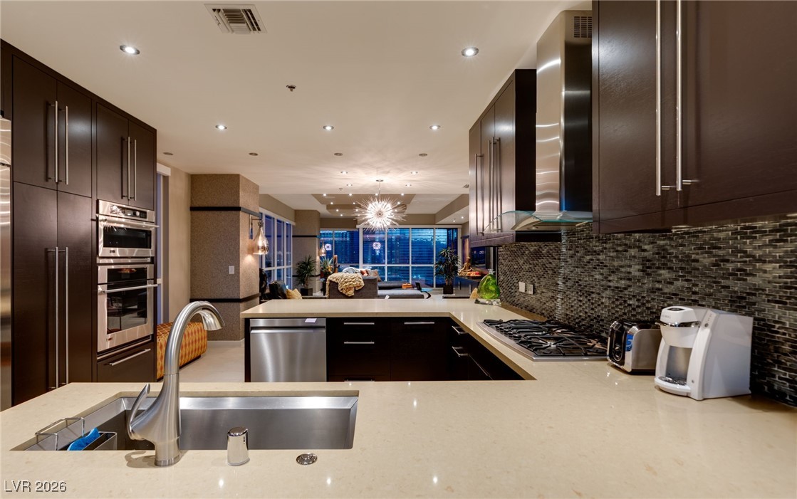 4525 Dean Martin Drive 3000