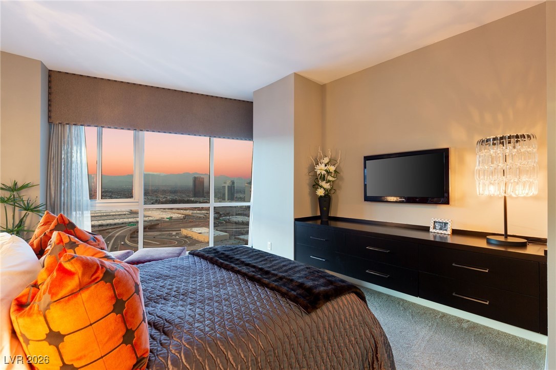 4525 Dean Martin Drive 3000