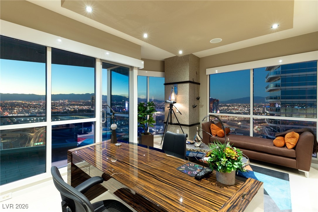 4525 Dean Martin Drive 3000