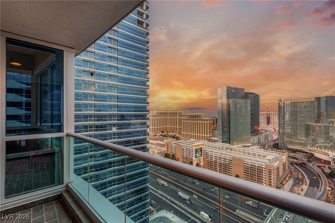 4525 Dean Martin Drive 3000