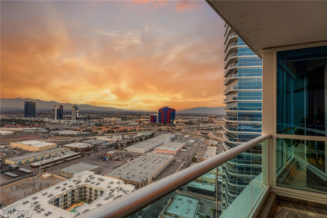 4525 Dean Martin Drive 3000