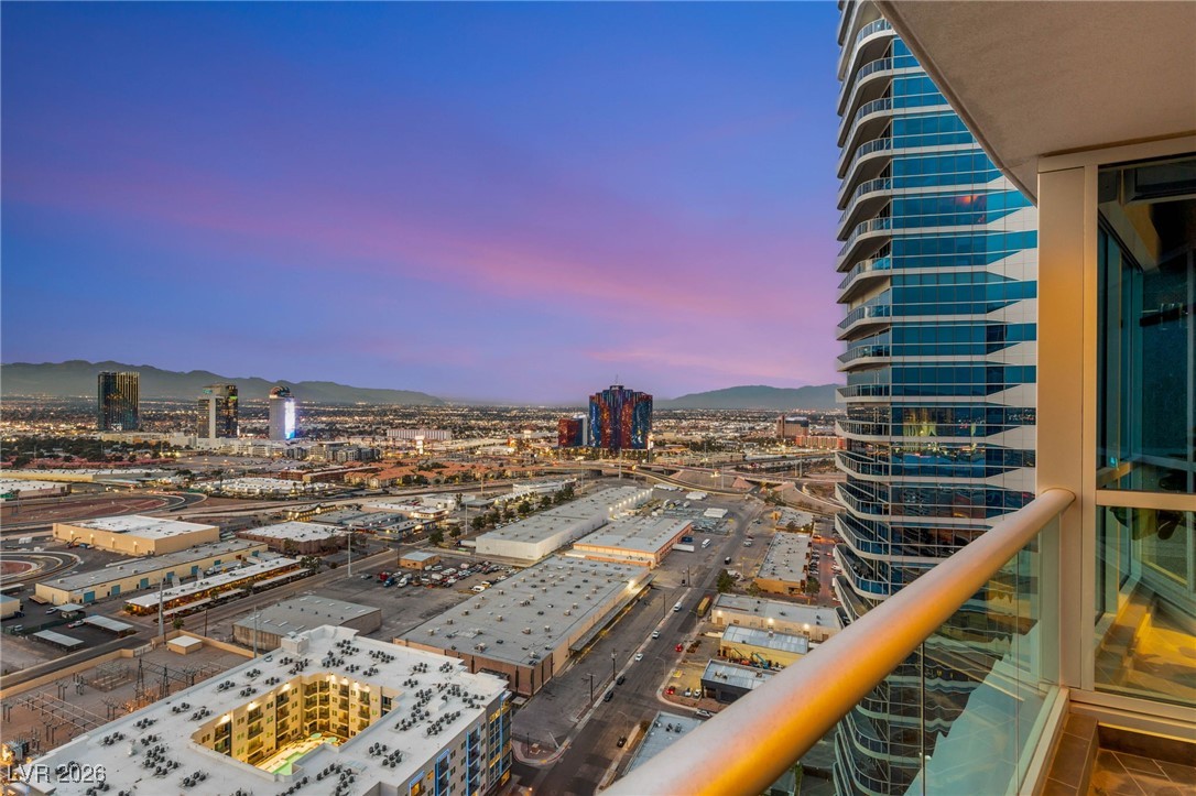 4525 Dean Martin Drive 3000