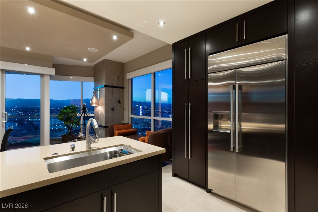 4525 Dean Martin Drive 3000