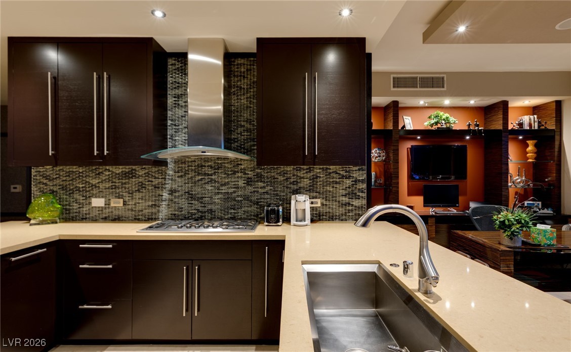 4525 Dean Martin Drive 3000