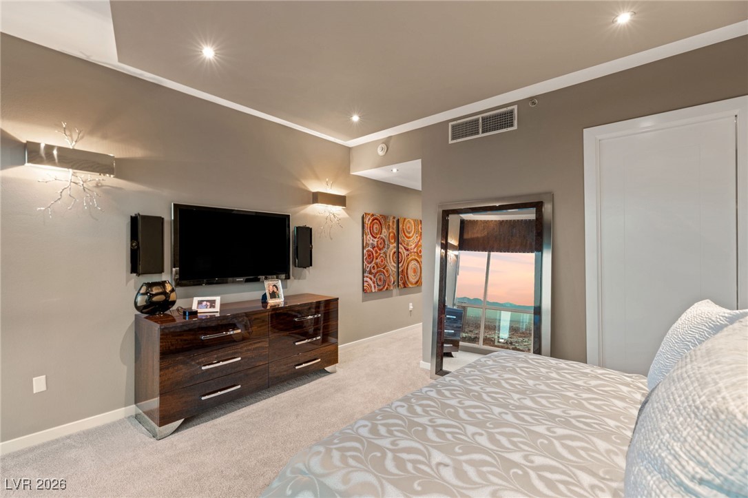 4525 Dean Martin Drive 3000