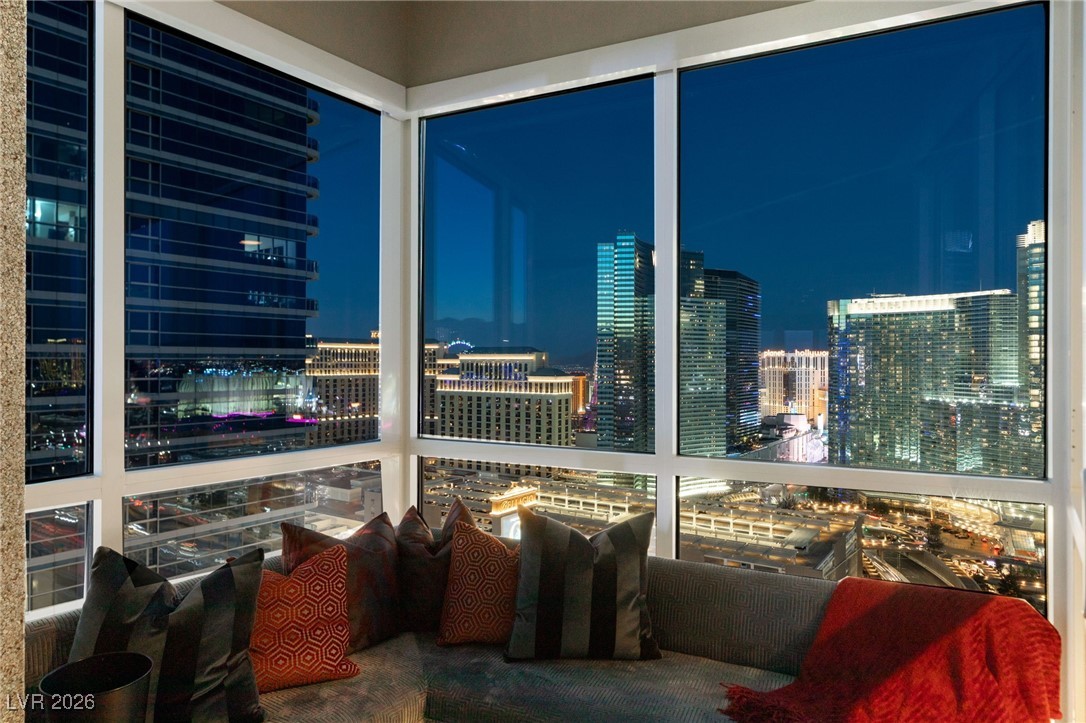 4525 Dean Martin Drive 3000