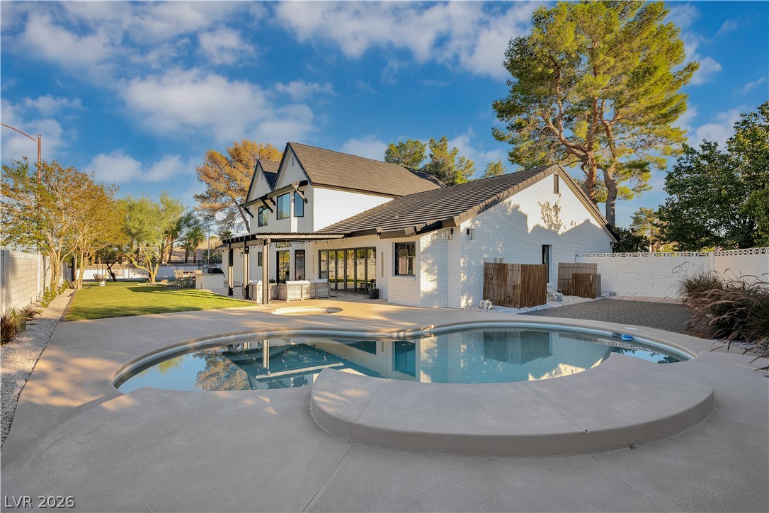 2720 Tioga Pines Circle