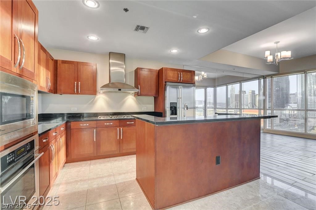 4575 Dean Martin Drive 1209