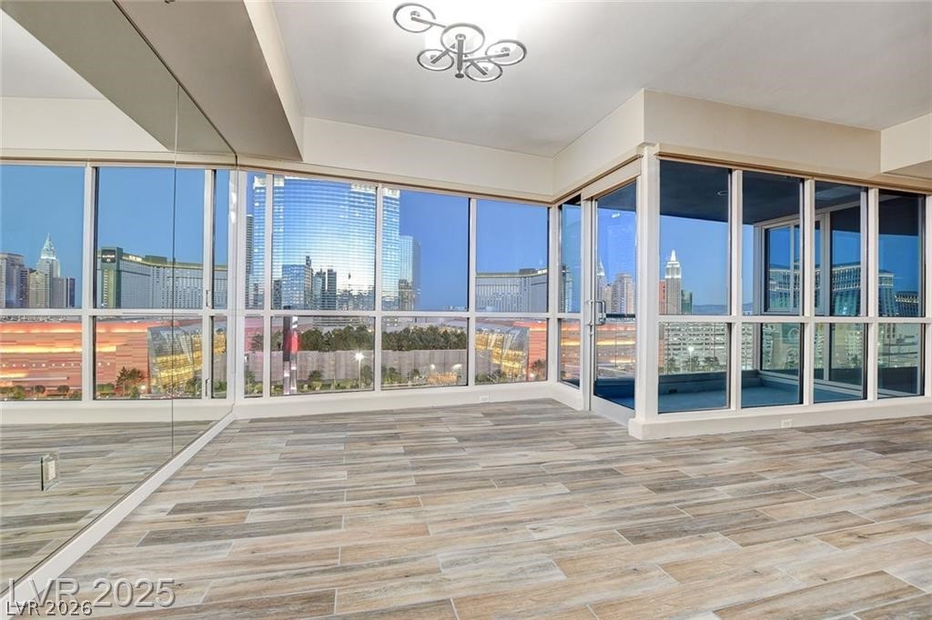 4575 Dean Martin Drive 1209