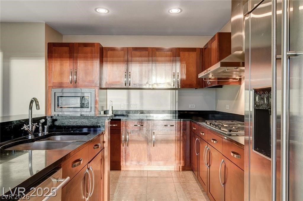 4575 Dean Martin Drive 1209
