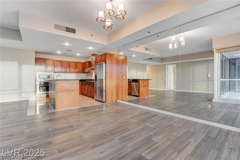 4575 Dean Martin Drive 1209