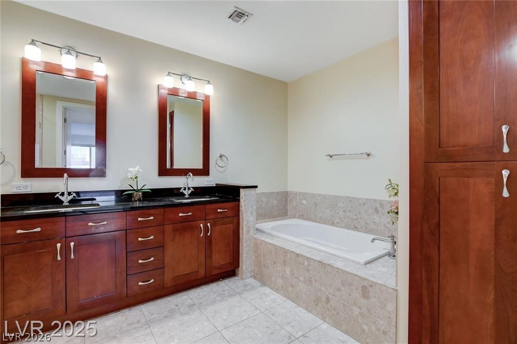 4575 Dean Martin Drive 1209