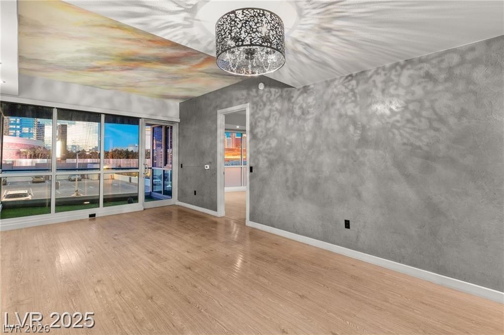 4525 Dean Martin Drive 511