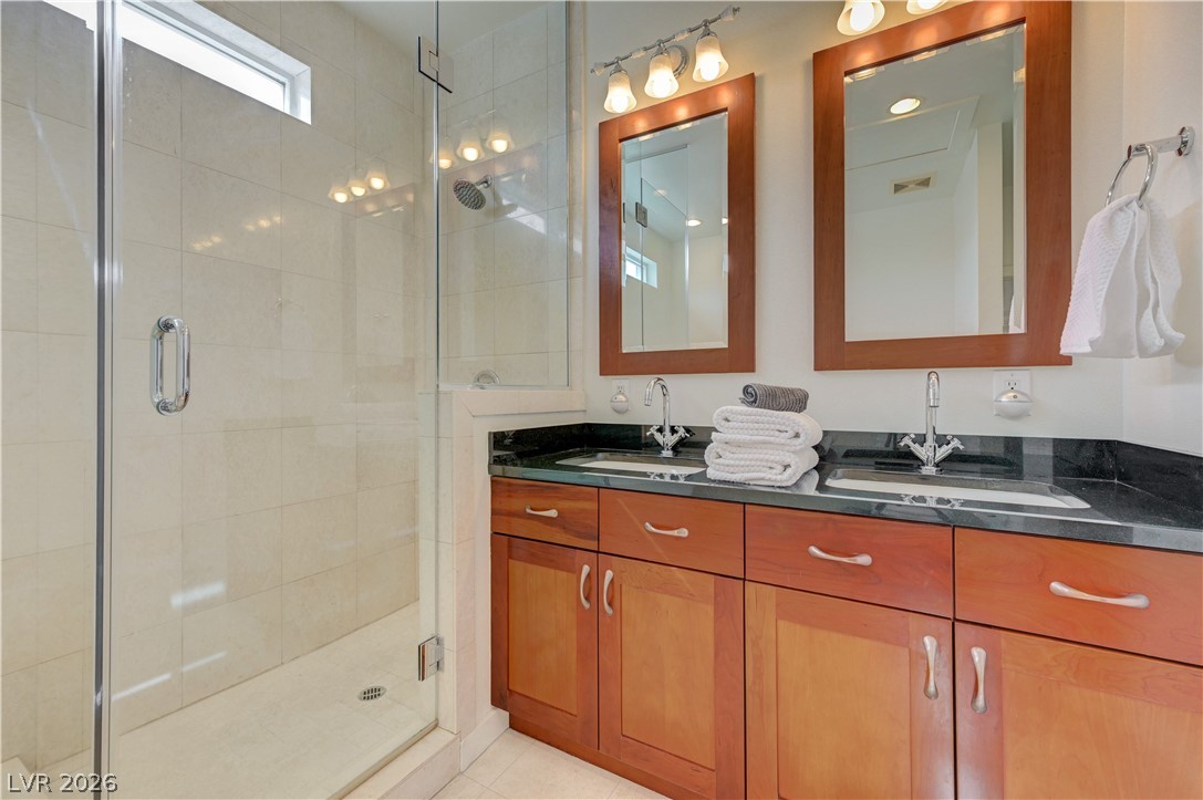 4535 Dean Martin Drive 103