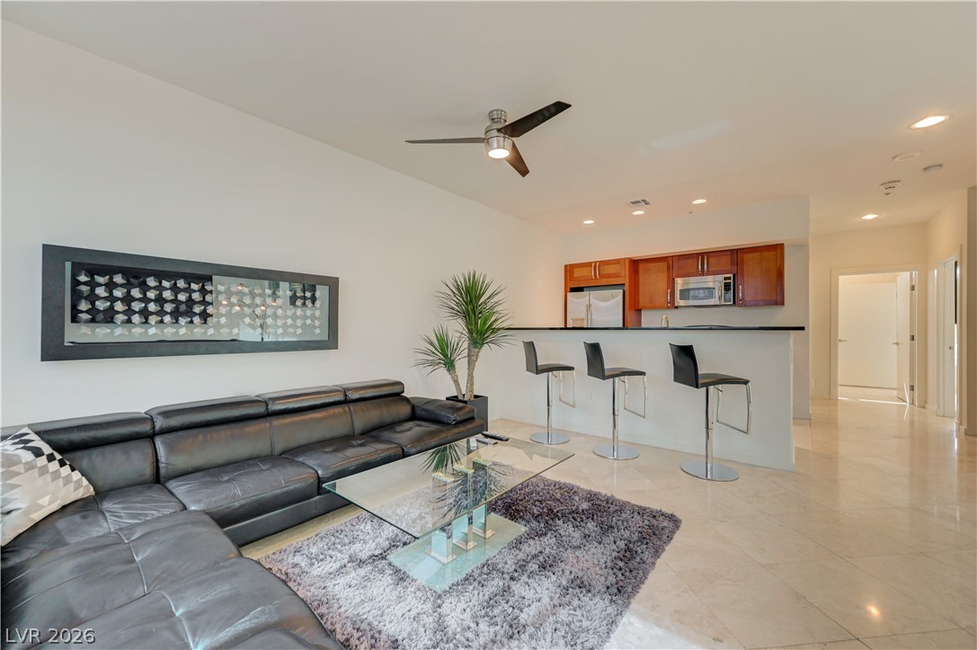 4535 Dean Martin Drive 103