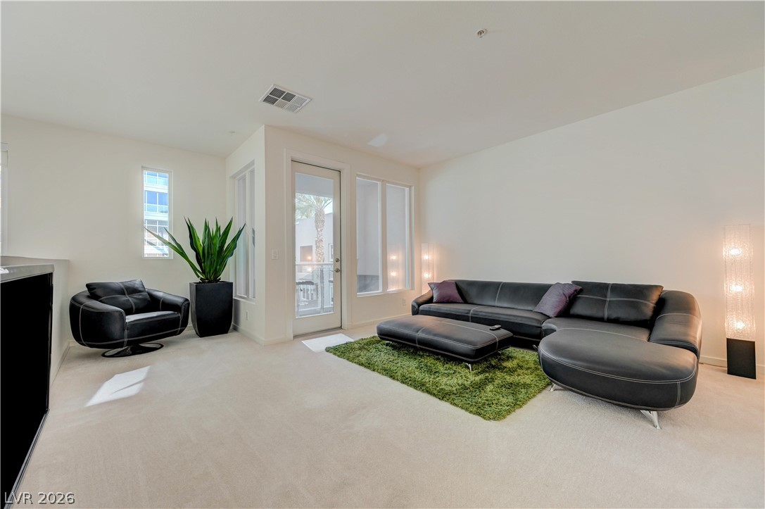 4535 Dean Martin Drive 103