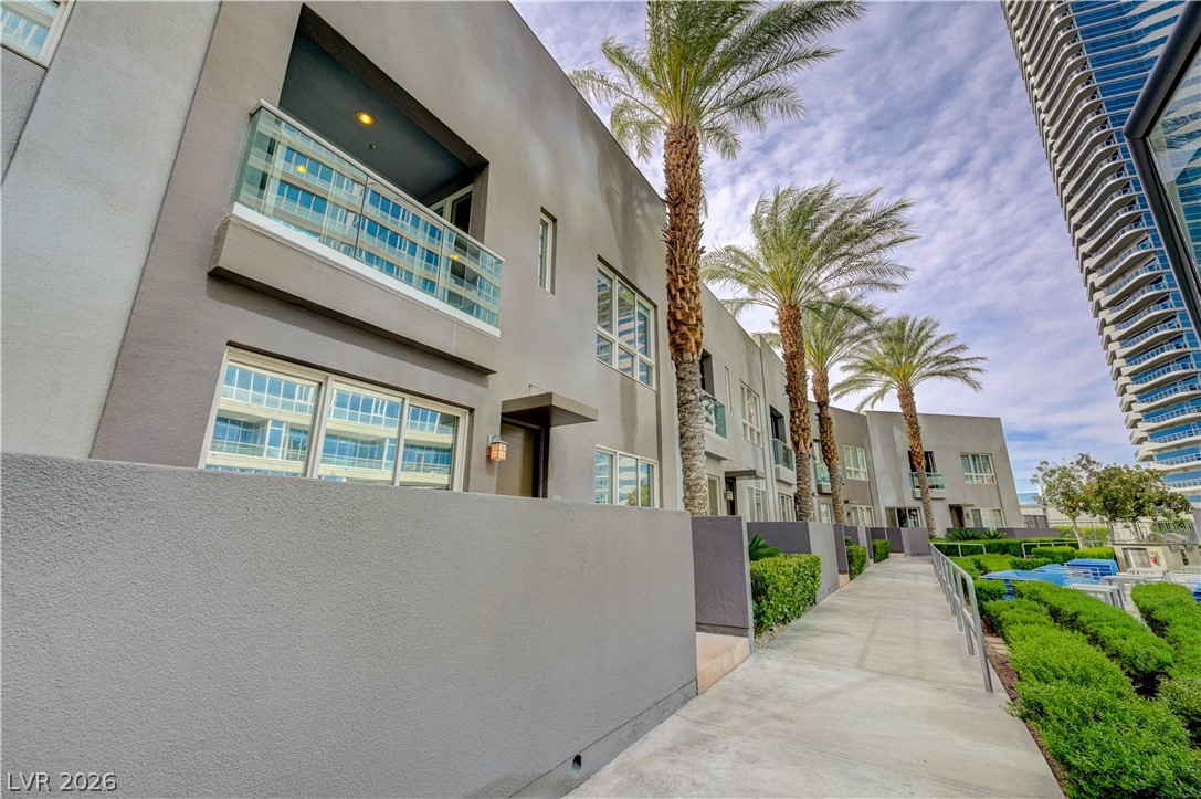 4535 Dean Martin Drive 103